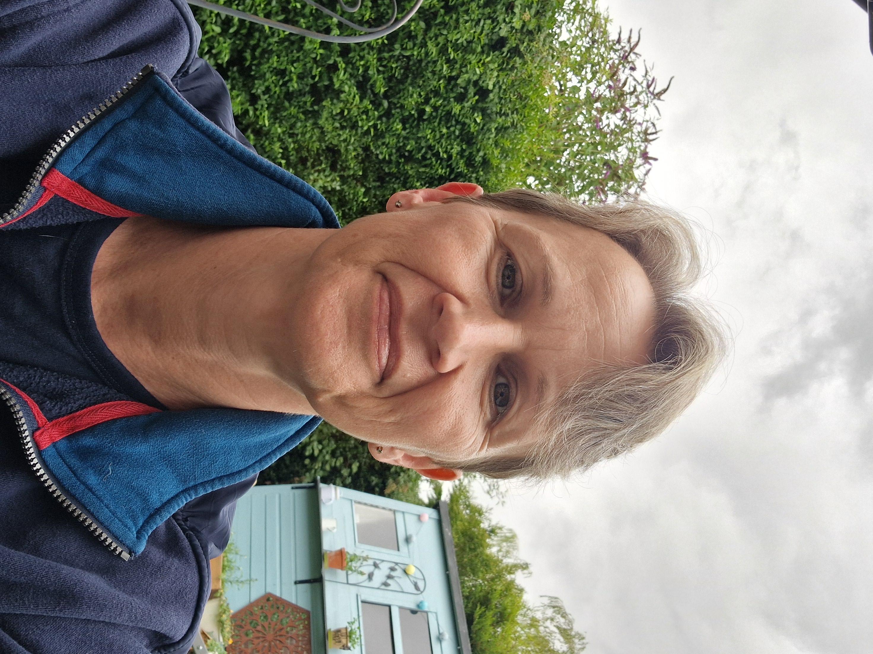 Claire Lowes - BVSc MRCVS Veterinary Surgeon