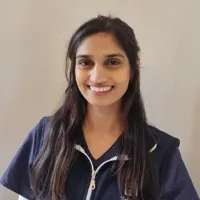 Hannah Adam - Veterinary Surgeon
