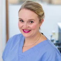 Lisa Walker - BVMS MRCVS Veterinary Surgeon