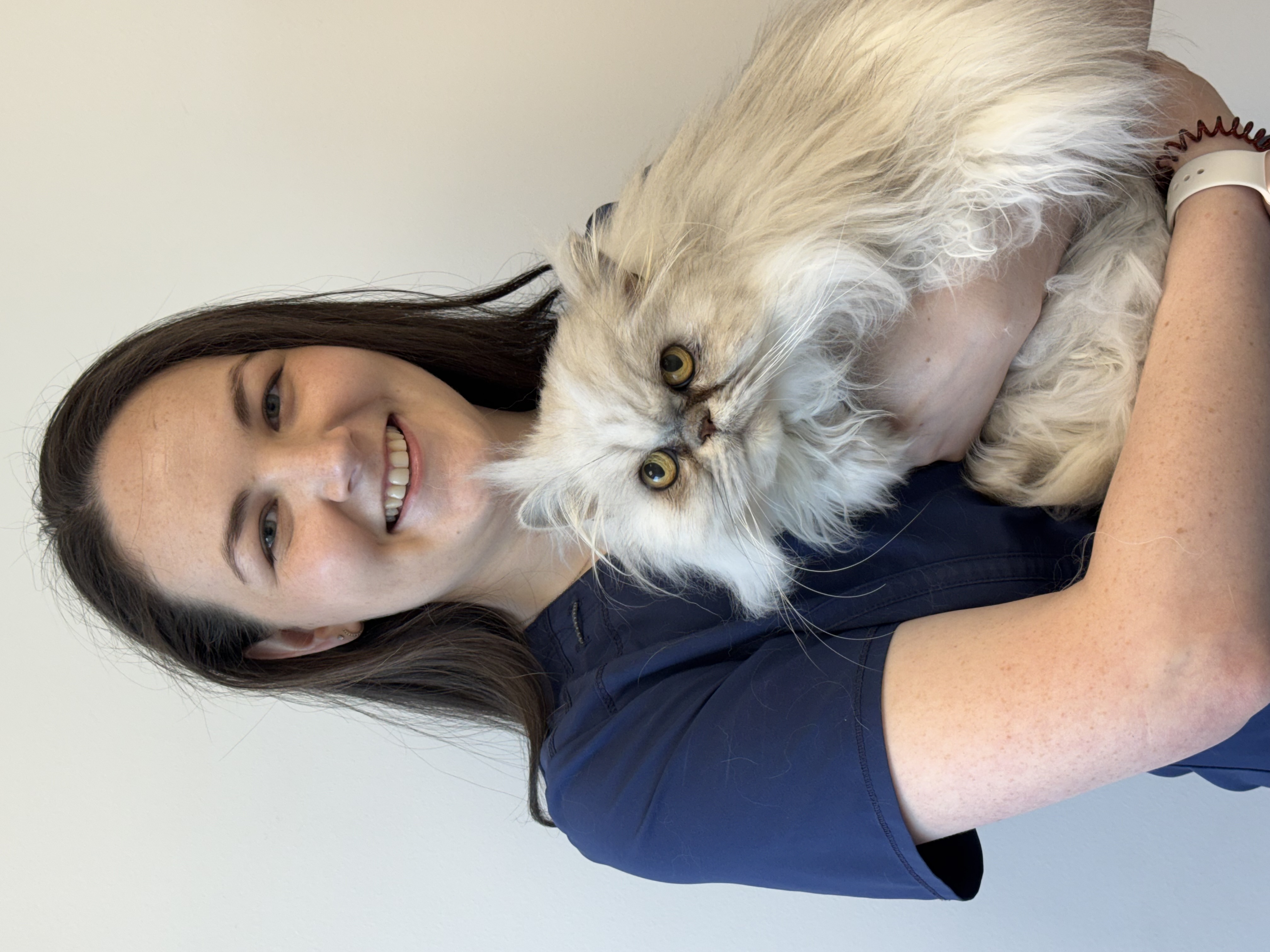 Emma Sutherland - BVMS MRCVS Veterinary Surgeon