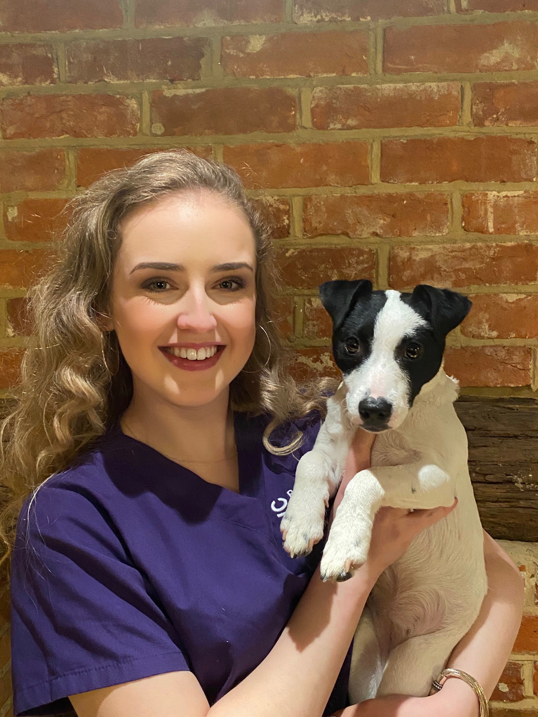 Ella Greig - BVetMed MRCVS Veterinary Surgeon
