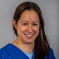 Alyson Quieros - Veterinary Surgeon