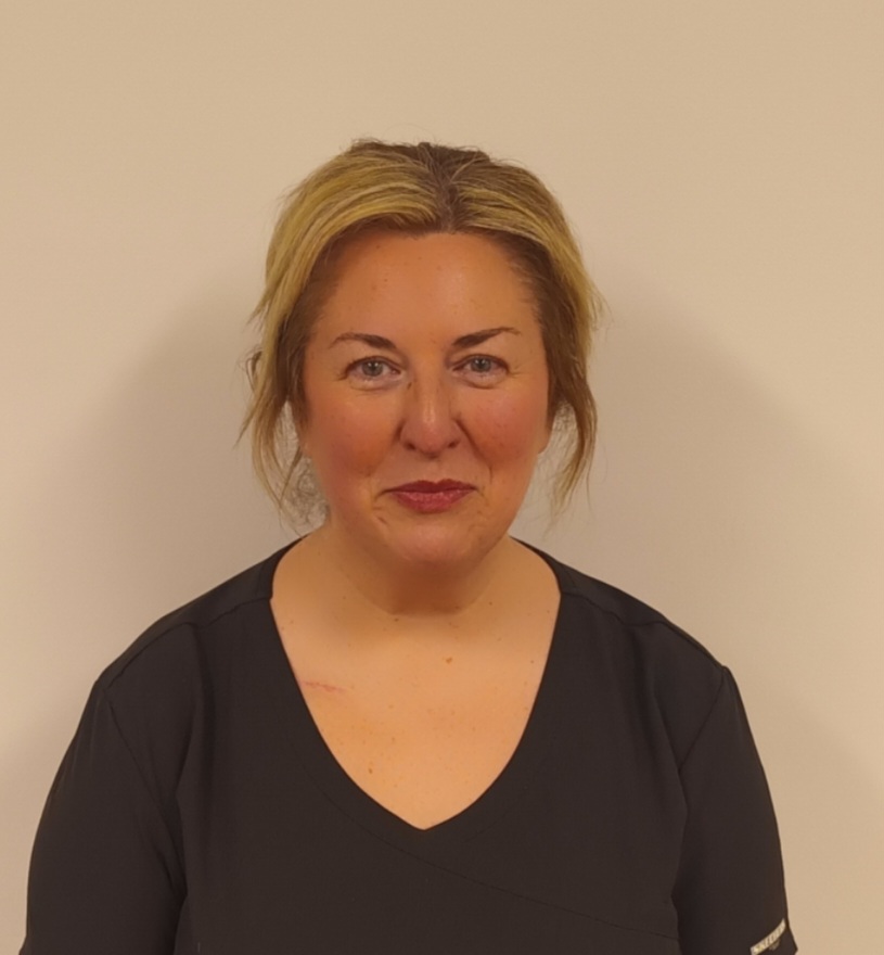Lesley Cavanagh Rvn - Practice Manager