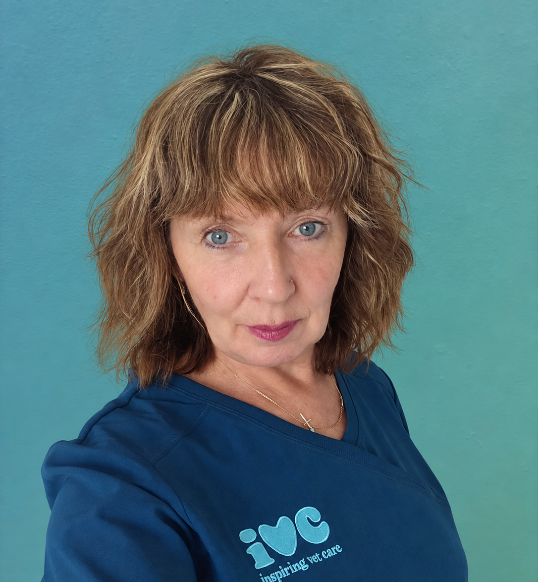 Gillian Hollings