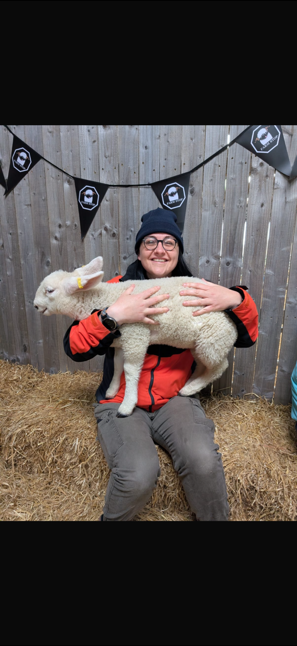 Leeza Robb - Animal Care Assistant