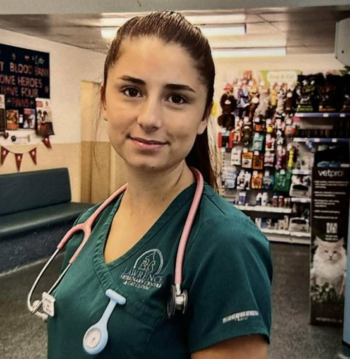 Isabelle Smedley - Registered Veterinary Nurse